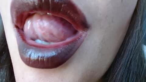 Miss Evoleth online show from 01.31.26