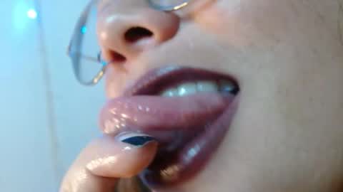 Miss Evoleth online show from 02.03.26