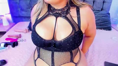 miss_horney online show from 10.23.25