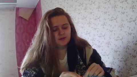 Miss Iriss online show from 04.12.26