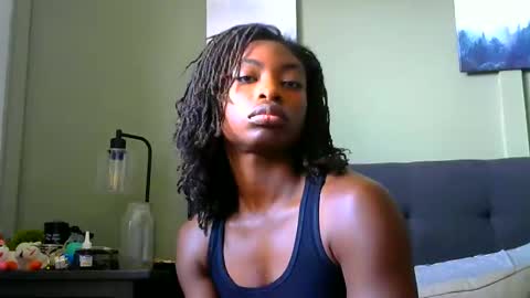 Miss Ivory online show from 05.04.26