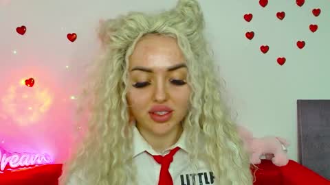 miss_kiten online show from 02.02.25