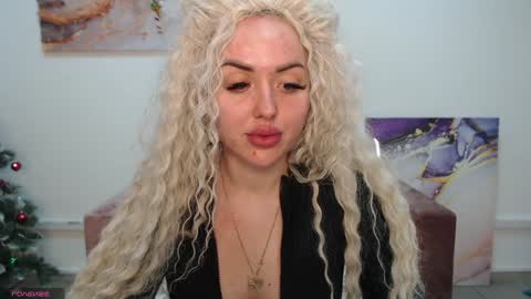 miss_kiten online show from 02.02.25