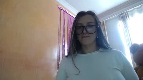 lilieth  online show from 02.05.26