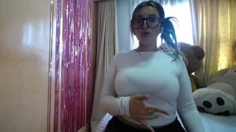 lilieth  online show from 05.01.26