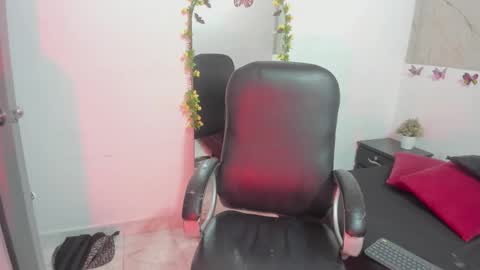 Snapshot of miss_luciferr chatting on 03.03.26 Luci online show from 03.03.26