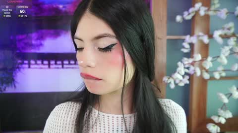 Snapshot of miss_lucyla chatting on 01.28.25 miss_lucyla online show from 01.28.25