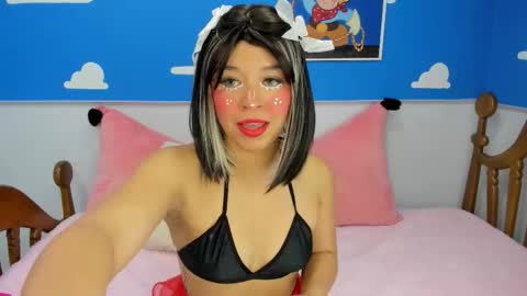 Snapshot of miss_lucyla chatting on 10.03.25 miss_lucyla online show from 10.03.25