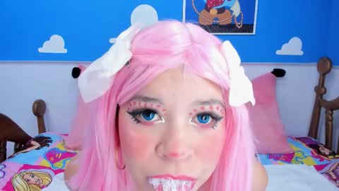 miss_lucyla online show from 11.12.25