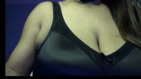 Snapshot of miss_mahi69 chatting on 06.24.26 Mahi online show from 06.24.26