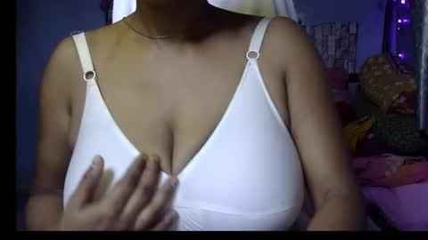 Snapshot of miss_mahi69 chatting on 07.07.26 Mahi online show from 07.07.26