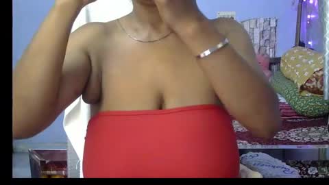 Snapshot of miss_mahi69 chatting on 07.08.26 Mahi online show from 07.08.26