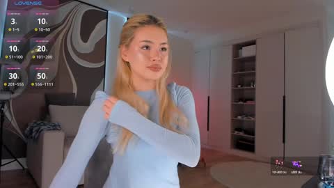 Snapshot of miss_rioko chatting on 12.26.24 Rioko online show from 12.26.24