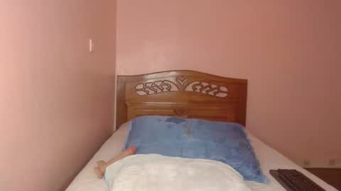 Snapshot of miss_staceyy chatting on 11.03.25 Stacey online show from 11.03.25