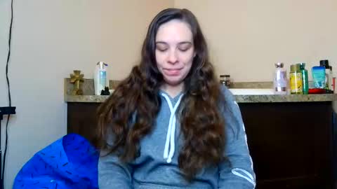 Snapshot of miss_sunshine01 chatting on 06.11.26 Bella online show from 06.11.26