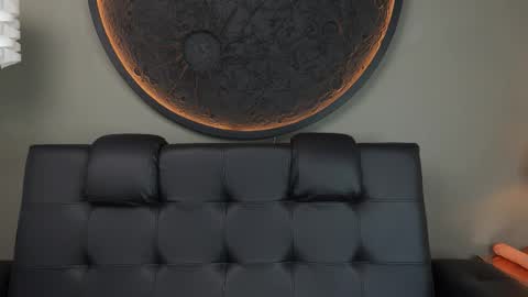 Snapshot of miss_vaiolette chatting on 11.11.25 Vaiolette online show from 11.11.25