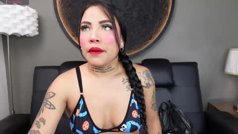 Vaiolette online show from 04.22.26