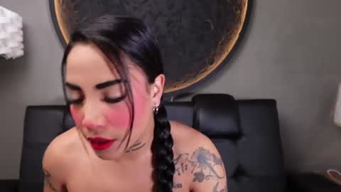 Vaiolette online show from 07.29.26