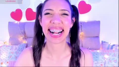 Miss Veronica online show from 02.12.25