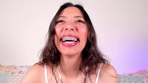 Miss Veronica online show from 09.12.25