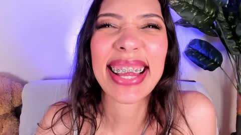 Miss Veronica online show from 05.13.26