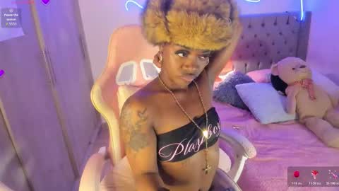 Tay Tay Independent Model   online show from 12.16.25