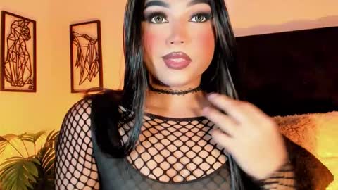 miss_zz online show from 11.14.25