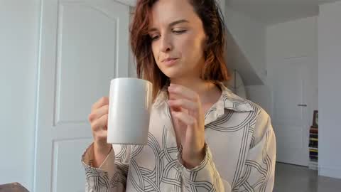 Alexandra Thorn online show from 03.19.26