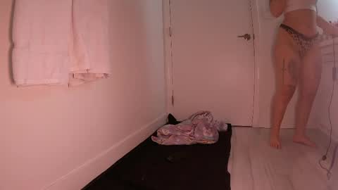 prettylittlenympho online show from 03.07.26