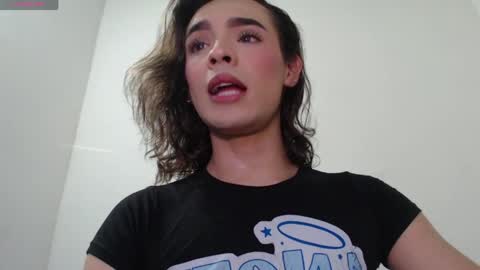 Mis Ari online show from 05.20.26