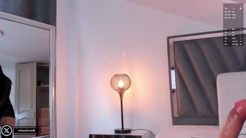 Laura online show from 02.20.25