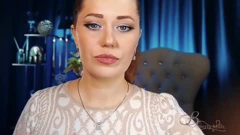 The divine Beverly online show from 05.05.26