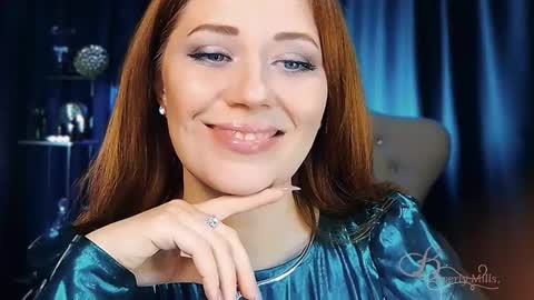 The divine Beverly online show from 05.06.26