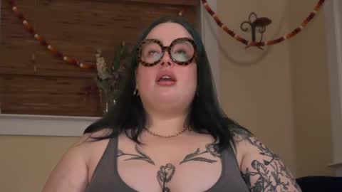 Miss Bika online show from 03.06.25