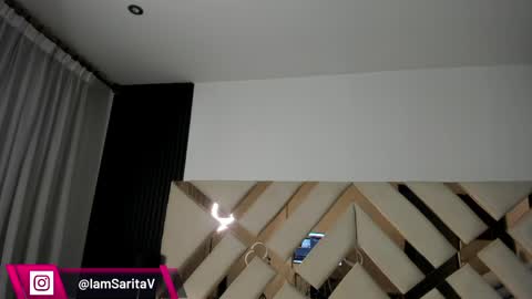 Sara Vanegas online show from 04.29.26