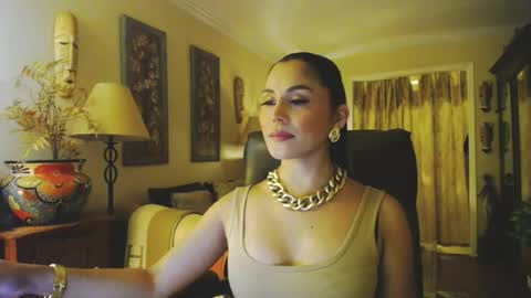 Snapshot of missbrownx chatting on 06.19.26 Brownie -P online show from 06.19.26