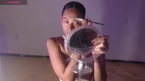 Donna di Diamanti online show from 10.16.25