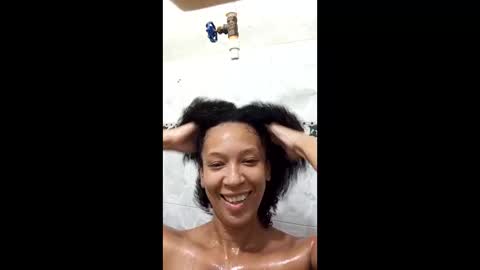 Donna di Diamanti online show from 04.21.26