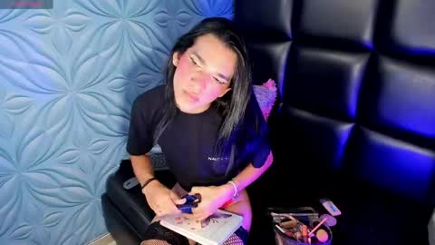 Snapshot of missdolllive chatting on 06.07.26 Dolly online show from 06.07.26
