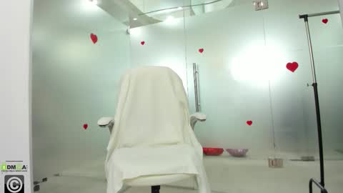 Miss Domina online show from 03.16.26