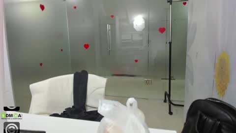 Miss Domina online show from 05.27.26