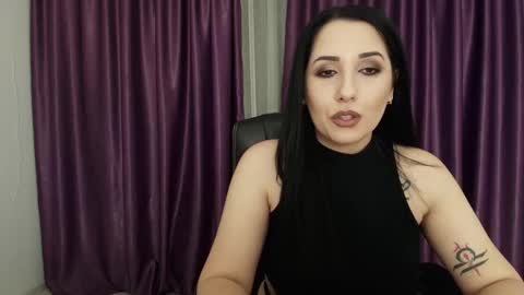 Miss online show from 01.04.25