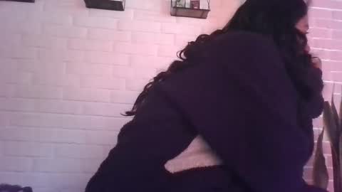 melodie  online show from 10.19.25