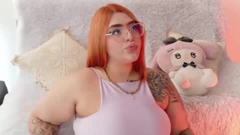 Snapshot of missevans_ chatting on 04.18.26 missevans_ online show from 04.18.26
