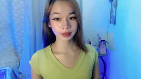 Snapshot of missfantasia chatting on 05.18.26 missfantasia online show from 05.18.26