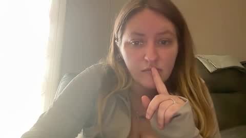 Snapshot of missfantastic0903 chatting on 05.27.26 missfantastic0903 online show from 05.27.26