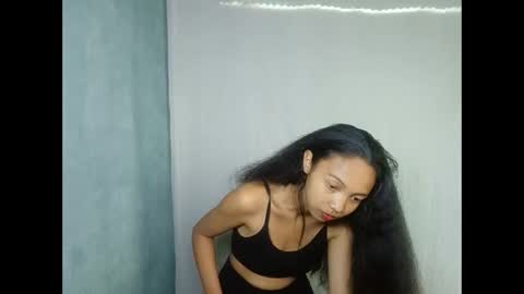MadagascarQueen online show from 04.30.26