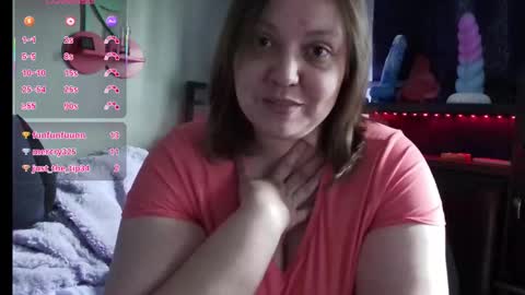 Snapshot of missfoxe12 chatting on 11.25.25 missfoxe12 online show from 11.25.25