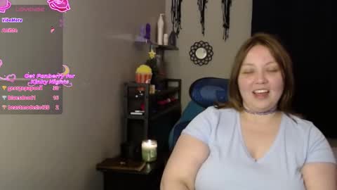 Snapshot of missfoxe12 chatting on 12.14.25 missfoxe12 online show from 12.14.25