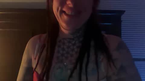 Snapshot of misshoneybadger333 chatting on 02.13.26 misshoneybadger333 online show from 02.13.26